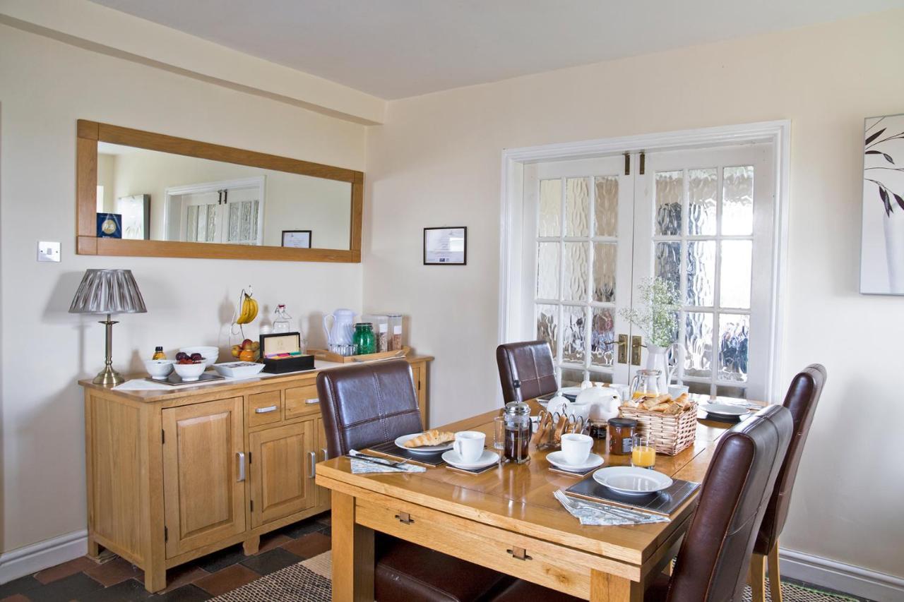 Moorland View Farm B&B Oakamoor Exterior foto